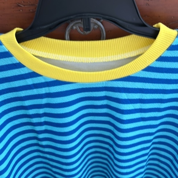 NWOT Women’s Bright Blue Striped Top With Yellow Trim Size XL - Picture 3 of 7